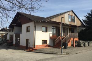 Stanovanjska hiša z gospodarskim poslopjem, Leskovec pri Krškem